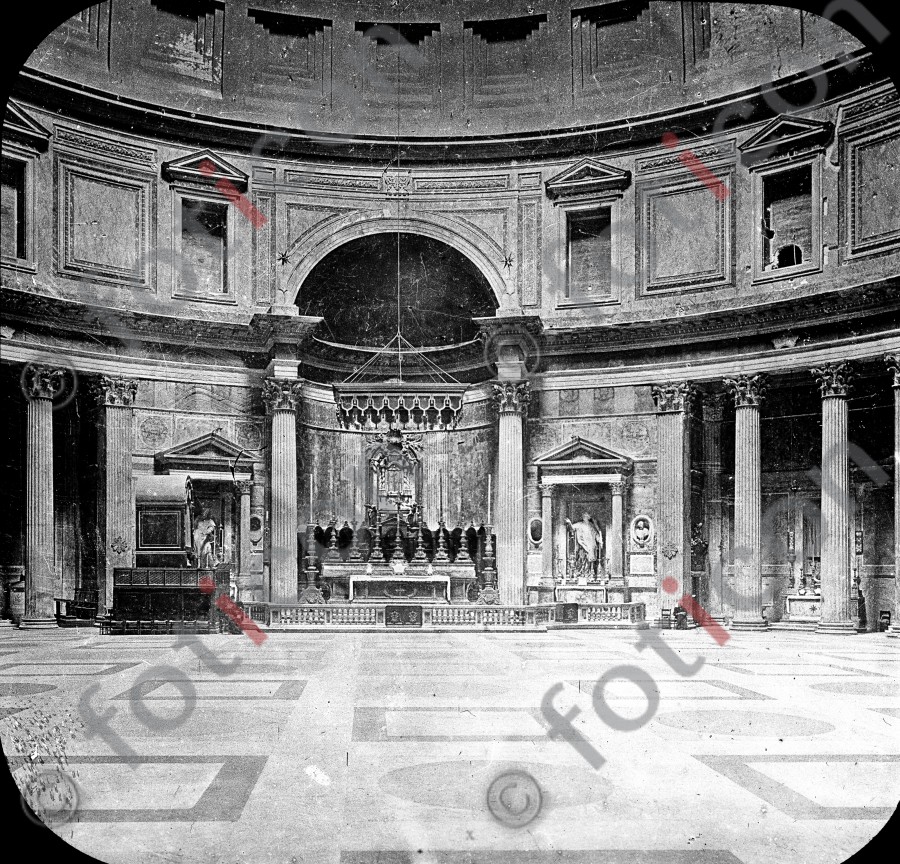 Das Innere des Pantheons  - Foto foticon-simon-033-025-sw.jpg | foticon.de - Bilddatenbank für Motive aus Geschichte und Kultur